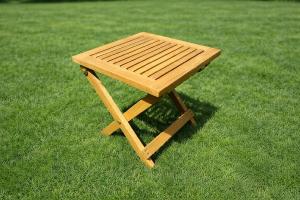 Transat, pliable en acacia avec coussin 2 coloris, avec table