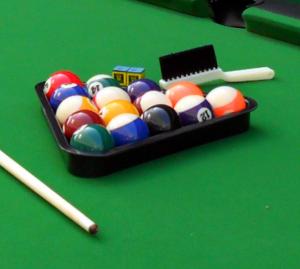 BILLARD type PRO, 7Ft, bois blanc, tapis rouge
