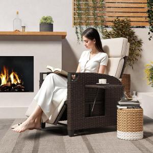 Fauteuil transat en résine tressée avec coussin et tablette – bain de soleil inclinable