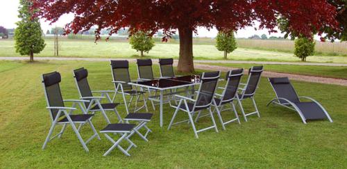 SALON de JARDIN en ALUMINIUM - 8 chaises + 1 chaise longue