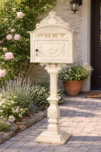 Boîte aux lettres en véritable fonte vintage sur pied – Modèle antique 32 kg